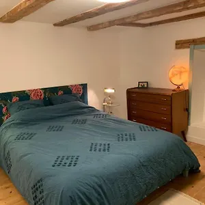 https://au-coeur-de-la-veille-ville-dannecy.hotels-rhonealpes.com