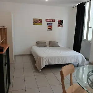 https://t3-vieux-port-opra.fr-provencehotel.com